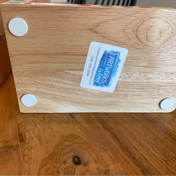 Hand Painted Bookends - Picture 5 of 8